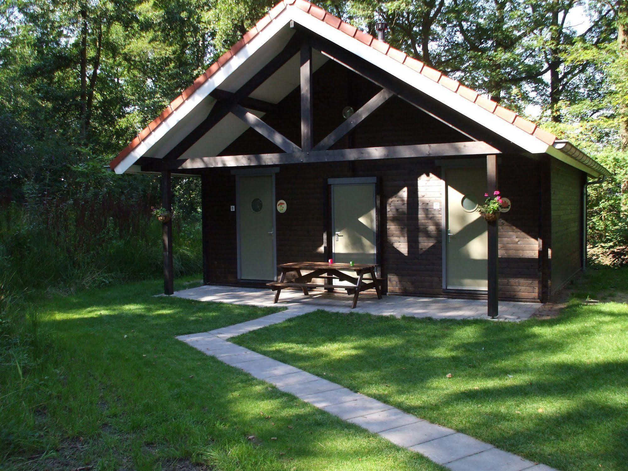 Stayokay Hostel Gorssel - Deventer Kring van Dorth Екстериор снимка